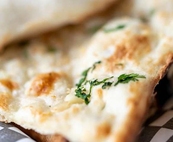 Naans au fromage