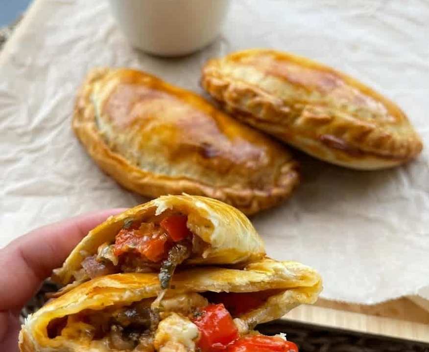 Empanadas au poulet et poivrons